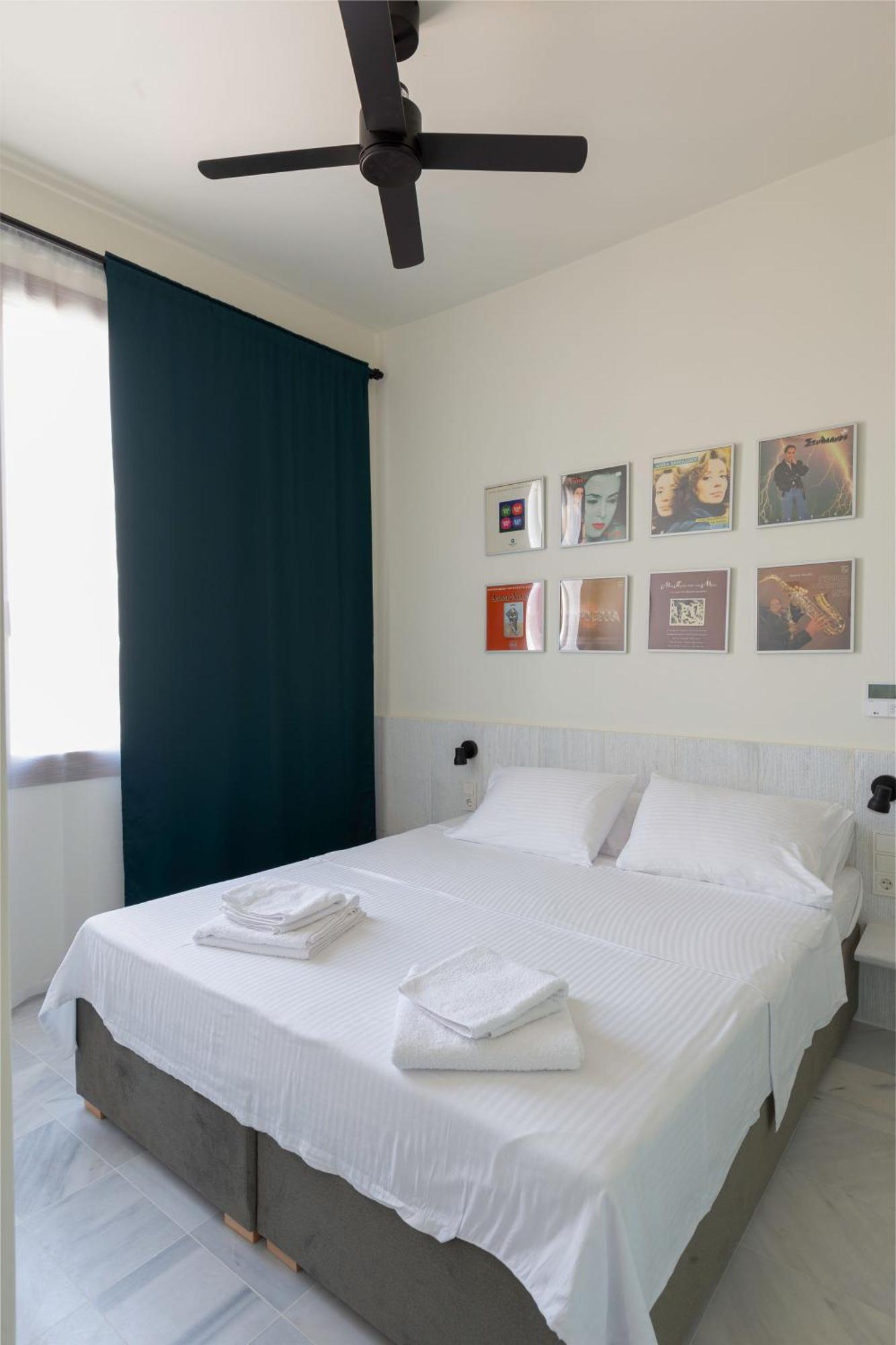 Mooeve Exarchia Apartamento Atenas Exterior foto