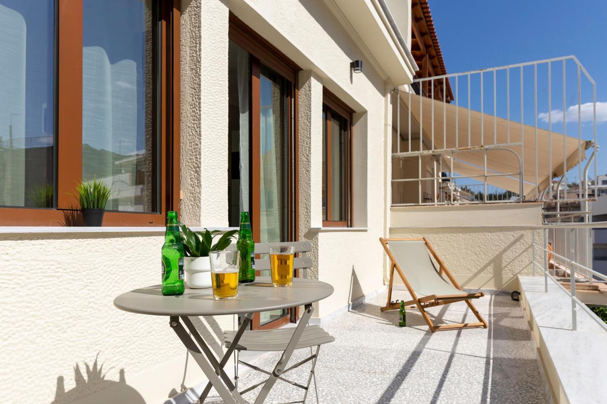 Mooeve Exarchia Apartamento Atenas Exterior foto