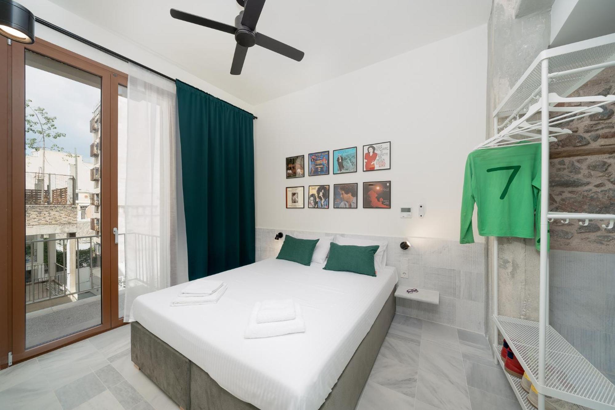 Mooeve Exarchia Apartamento Atenas Exterior foto