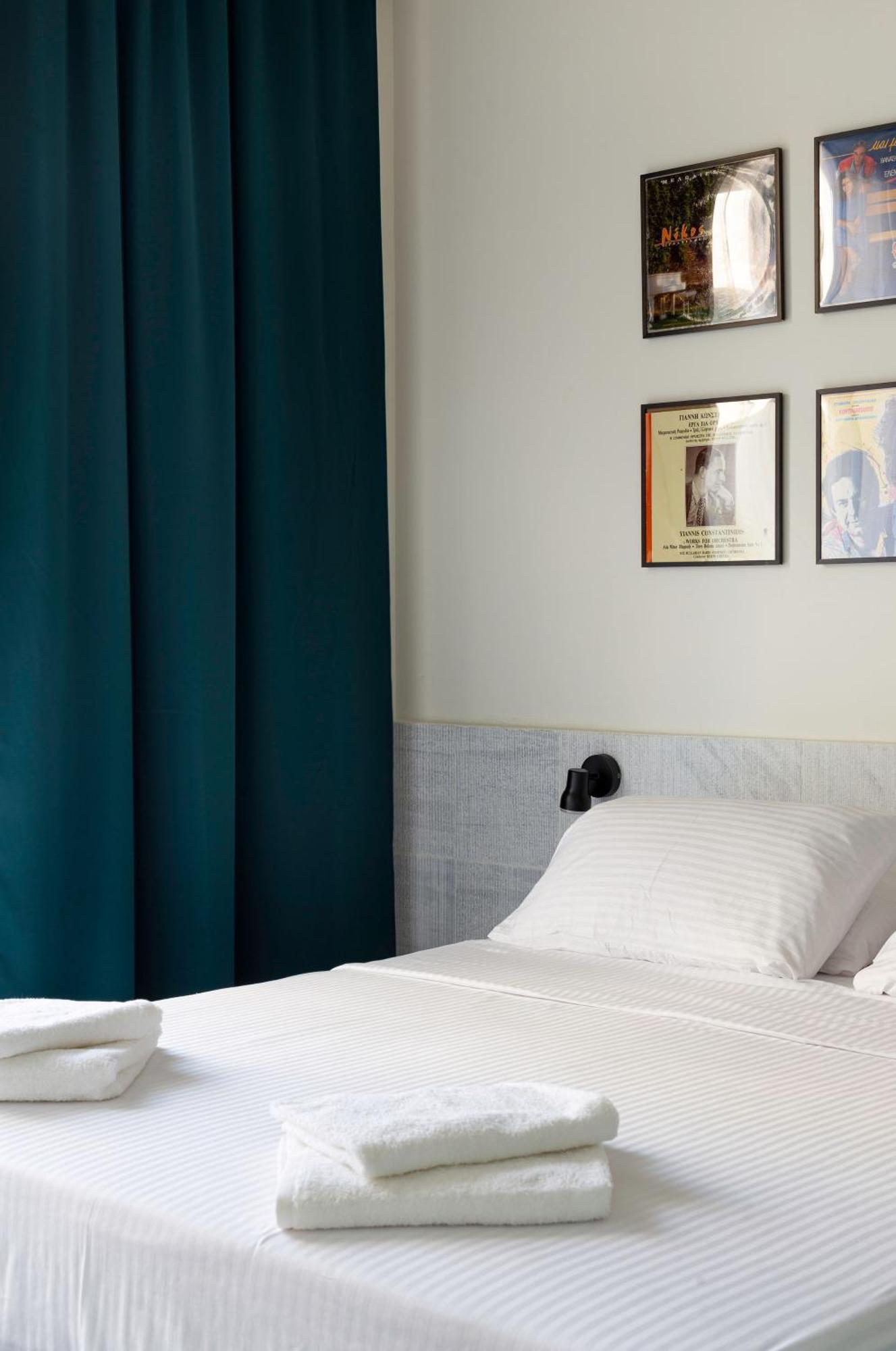 Mooeve Exarchia Apartamento Atenas Exterior foto