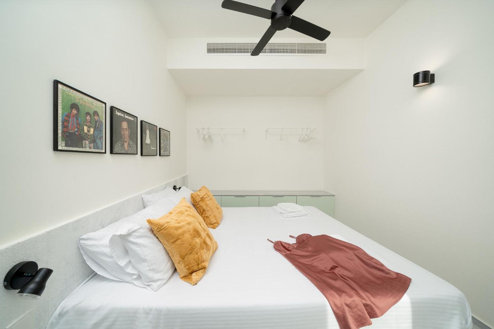 Mooeve Exarchia Apartamento Atenas Exterior foto